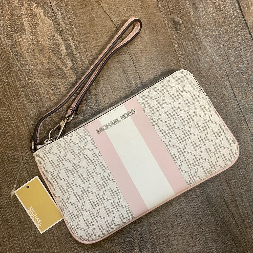 NWT Michael Kors Jet Set Travel Wristlet